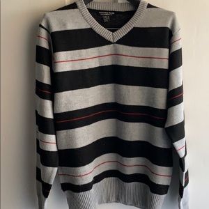 SAHARA CLUB. STRIPE CHRISTMAS GRAY BLACK  SWEATER